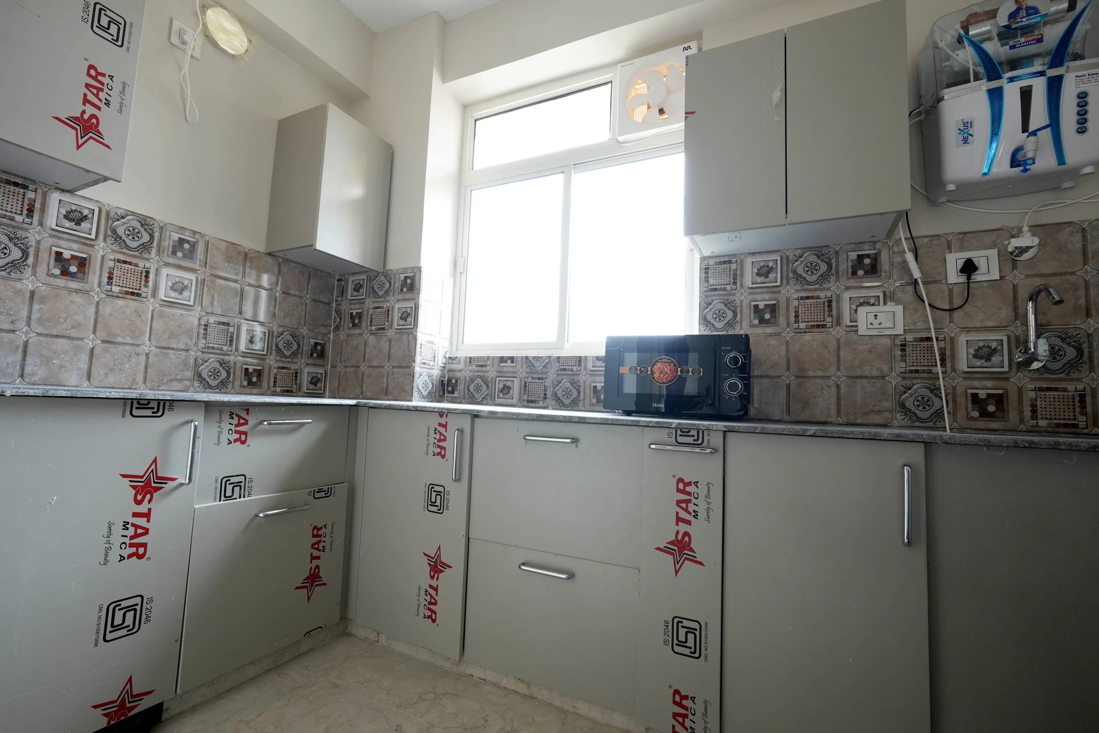 Apartment 813 — photo 8 of 13