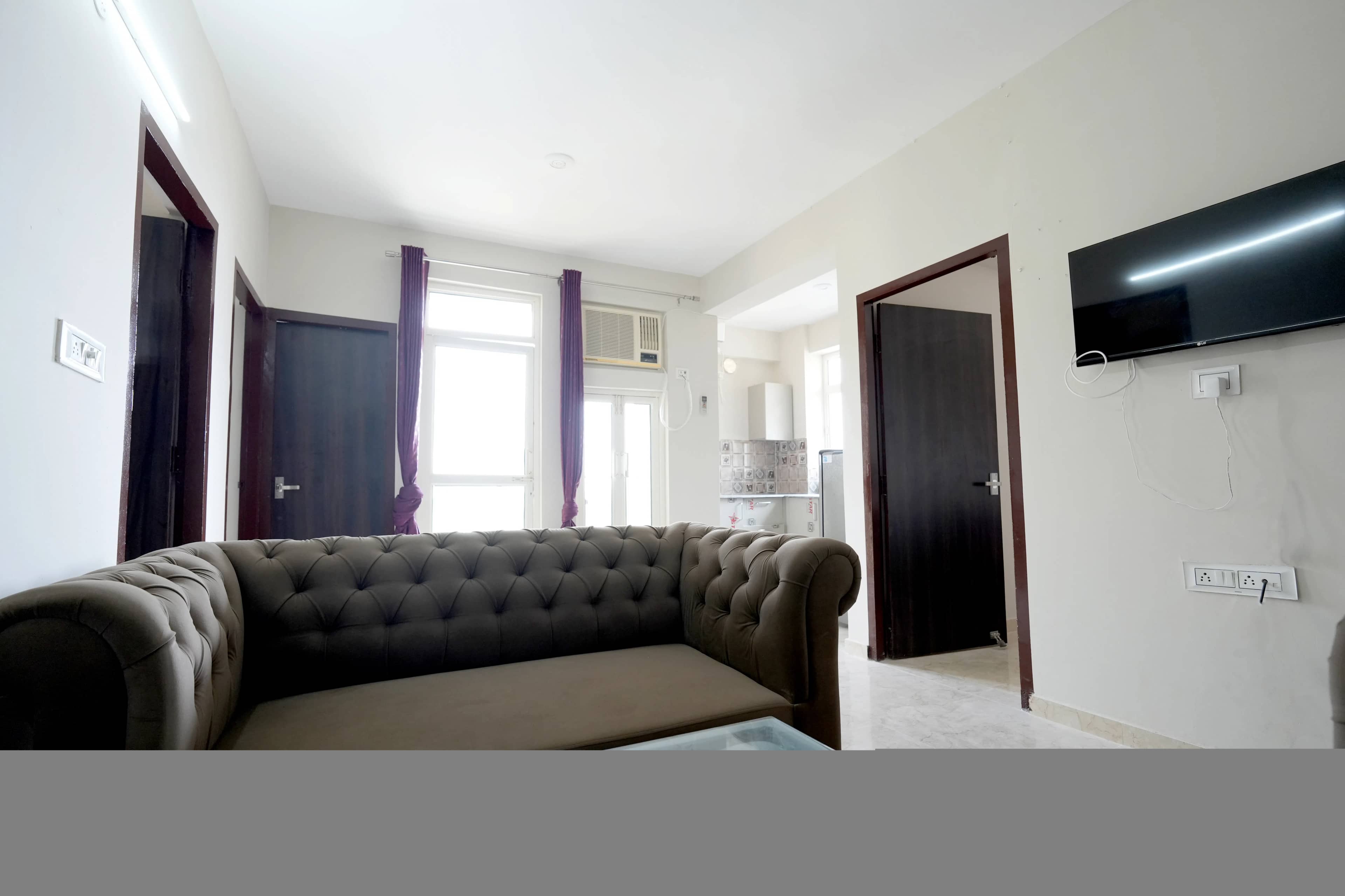 Apartment 813 — photo 9 of 13
