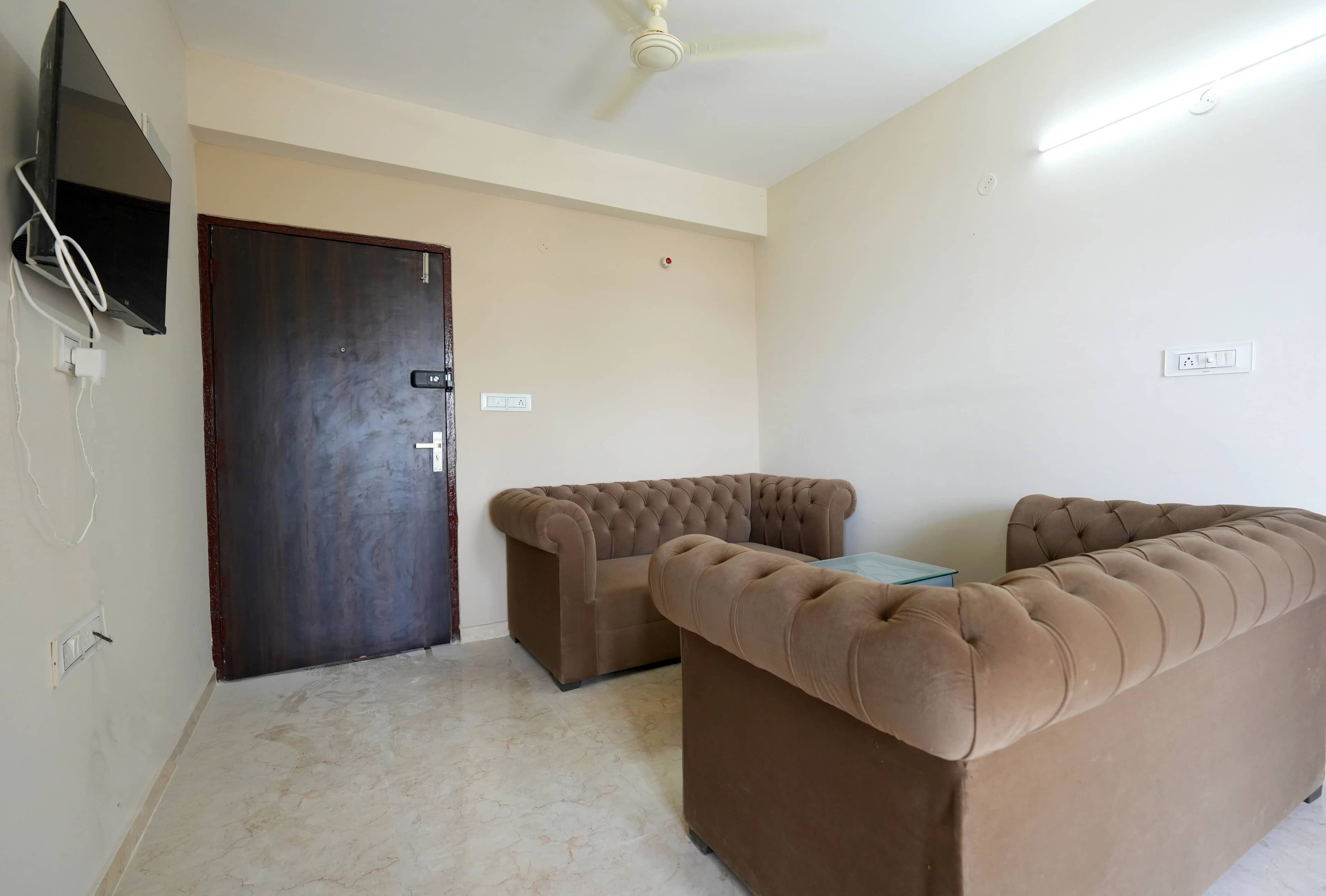 Apartment 813 — photo 12 of 13